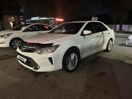 Toyota Camry 2015 года за 10 500 000 тг. в Алматы