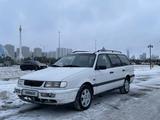 Volkswagen Passat 1994 годаfor1 400 000 тг. в Астана – фото 2