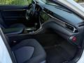 Toyota Camry 2018 года за 11 350 000 тг. в Караганда – фото 12