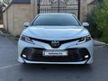 Toyota Camry 2018 года за 11 350 000 тг. в Караганда