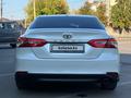 Toyota Camry 2018 года за 11 350 000 тг. в Караганда – фото 6