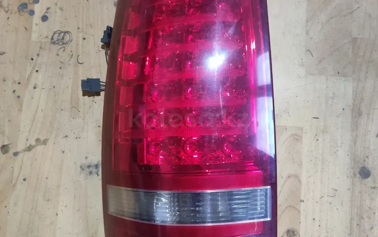 Задний фонарь для Chevrolet Tahoe Suburban 1500 2500 2007-2014 за 40 000 тг. в Алматы
