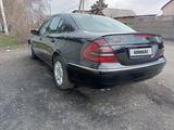 Mercedes-Benz E 200 2004 годаүшін4 700 000 тг. в Караганда – фото 2