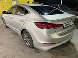 Hyundai Elantra 2016 годаfor7 100 000 тг. в Шымкент – фото 2