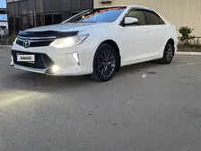 Toyota Camry, 2015