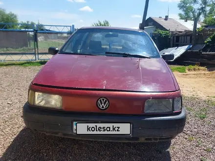 Volkswagen Passat 1990 года за 700 000 тг. в Караганда