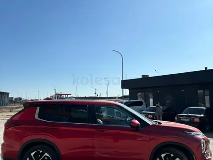 Mitsubishi Outlander 2022 года за 9 900 000 тг. в Алматы – фото 2