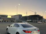 Lexus ES 300h 2013 года за 7 200 000 тг. в Актау – фото 4