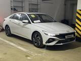 Hyundai Elantra 2022 годаүшін8 300 000 тг. в Астана