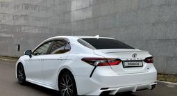 Toyota Camry 2022 года за 12 900 000 тг. в Астана – фото 5