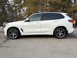 BMW X5 2022 года за 46 000 000 тг. в Алматы