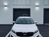 Kia Sorento 2017 года за 6 800 000 тг. в Атырау