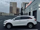 Kia Sorento 2017 года за 6 800 000 тг. в Атырау – фото 4