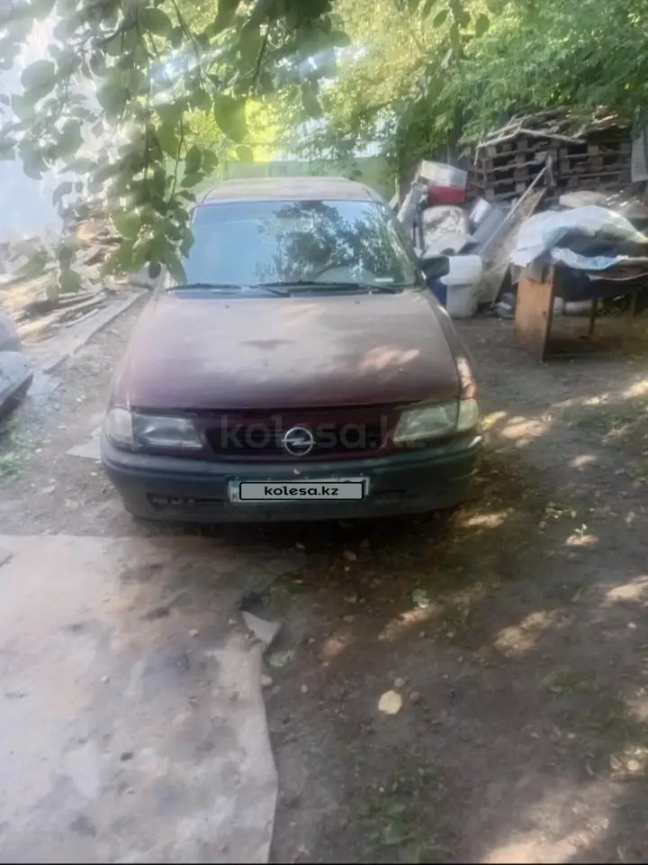 Opel Astra, 1993