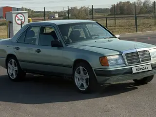 Mercedes-Benz E 260