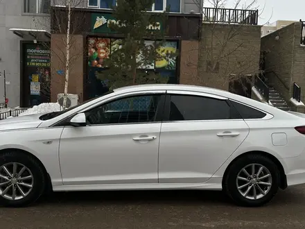 Hyundai Sonata 2020 года за 8 200 000 тг. в Астана – фото 3