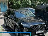 Hyundai Santa Fe 2018 года за 13 100 000 тг. в Уральск