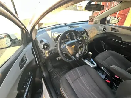 Chevrolet Aveo 2015 года за 3 500 000 тг. в Актобе – фото 8