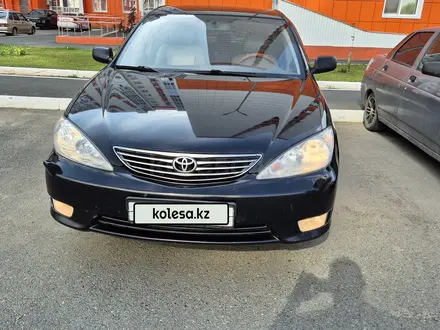 Toyota Camry 2005 года за 4 000 000 тг. в Актобе – фото 6