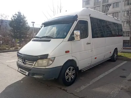 Mercedes-Benz Sprinter 2006 года за 7 400 000 тг. в Алматы
