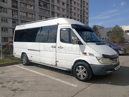 Mercedes-Benz Sprinter 2006 года за 7 400 000 тг. в Алматы – фото 3