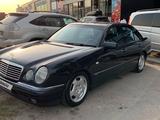 Mercedes-Benz E 240 1998 года за 3 800 000 тг. в Алматы