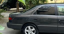 Toyota Camry 2000 года за 4 790 000 тг. в Тараз – фото 3