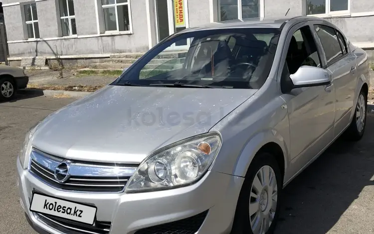 Opel Astra 2010 годаfor3 200 000 тг. в Кентау