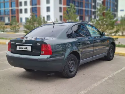 Volkswagen Passat 1997 года за 1 900 000 тг. в Караганда – фото 3