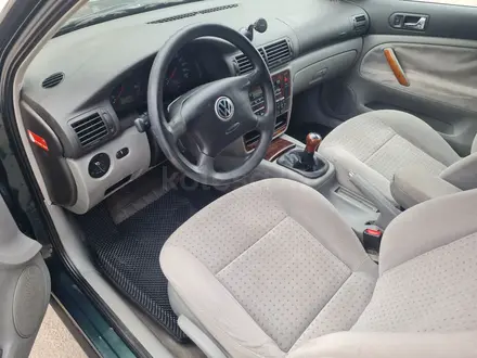 Volkswagen Passat 1997 года за 1 900 000 тг. в Караганда – фото 5