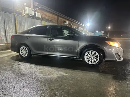 Toyota Camry 2013 года за 7 500 000 тг. в Атырау – фото 7