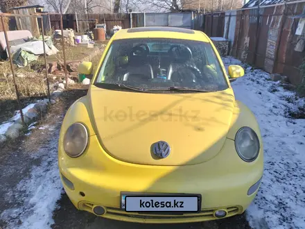 Volkswagen Beetle 2000 года за 1 900 000 тг. в Алматы