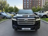 Toyota Land Cruiser 2026 года за 71 990 000 тг. в Алматы – фото 2