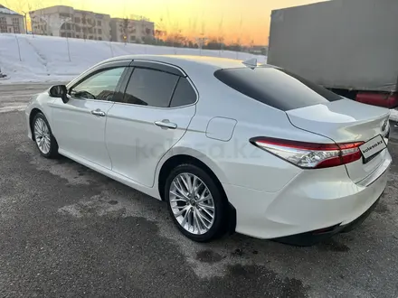 Toyota Camry 2020 года за 16 200 000 тг. в Шымкент – фото 6