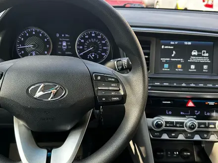 Hyundai Elantra 2019 года за 8 500 000 тг. в Шымкент – фото 16