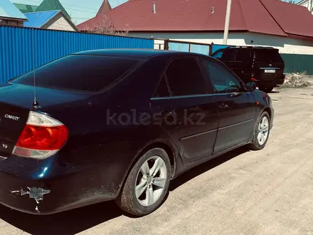 Toyota Camry 2002 года за 3 200 000 тг. в Атырау – фото 3