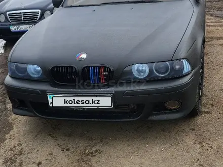 BMW 523 1998 годаүшін2 800 000 тг. в Алматы