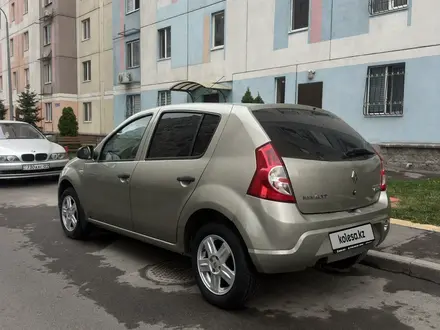 Renault Sandero 2014 года за 3 550 000 тг. в Алматы – фото 3