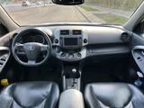 Toyota RAV4 2012 года за 8 800 000 тг. в Астана