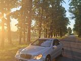 Mercedes-Benz C 320 2001 года за 2 650 000 тг. в Алматы – фото 2