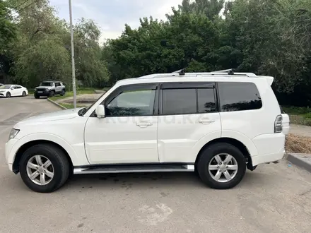 Mitsubishi Pajero 2010 года за 9 200 000 тг. в Алматы – фото 2