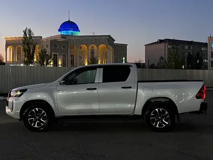 Toyota Hilux 2023 года за 21 500 000 тг. в Уральск – фото 2
