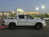 Toyota Hilux 2023 годаүшін21 500 000 тг. в Уральск – фото 3
