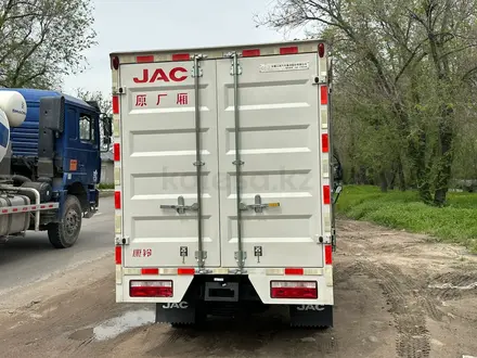 JAC  HFC 1042K 2024 года за 9 000 000 тг. в Алматы – фото 2