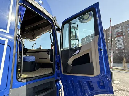 Mercedes-Benz 2016 года за 23 000 000 тг. в Караганда – фото 24