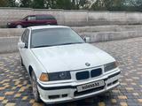 BMW 320 1993 года за 780 000 тг. в Тараз – фото 2