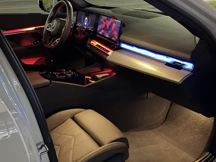 BMW 520 2024 года за 32 000 000 тг. в Астана – фото 25