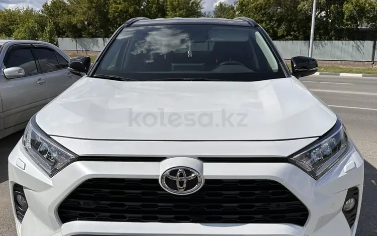 Toyota RAV4 2021 года за 16 500 000 тг. в Костанай