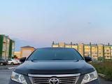 Toyota Camry 2012 годаүшін8 800 000 тг. в Усть-Каменогорск – фото 2