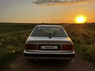 Audi 100